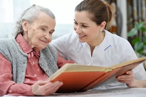 خدمات ویژه خانه سالمندان برای بیماران آلزایمری در چیتگر